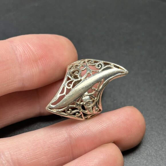 VTG Sterling Silver 925 Pierced Wavy Scroll Design Bold Statement Ring Size 7 - Picture 7 of 12